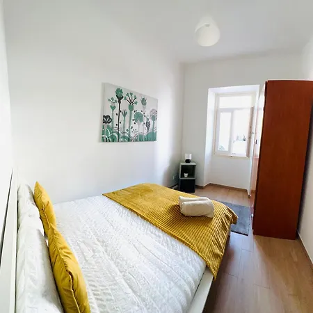 Spacious Family Flat Ideal For Tourists * Lisbon