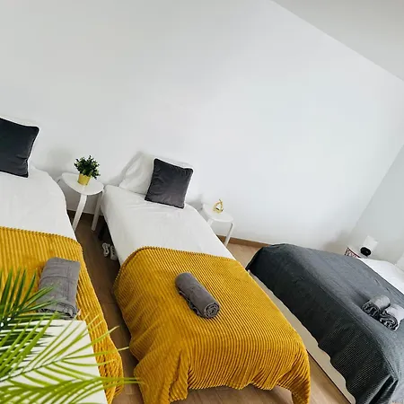 Spacious Family Flat Ideal For Tourists