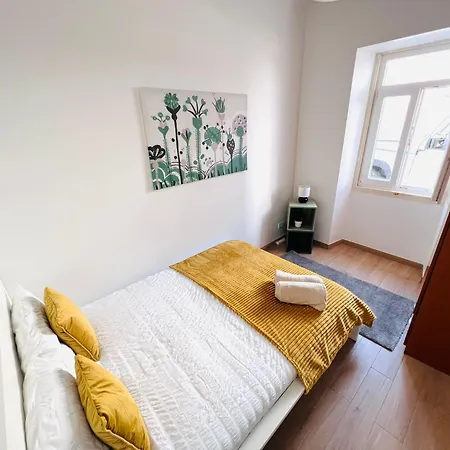 Spacious Family Flat Ideal For Tourists Apartmán